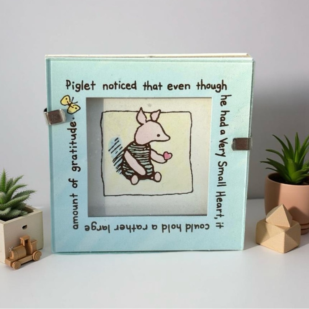 Piglet from Winnie the Pooh Mini Framed from Hallmark please see pics